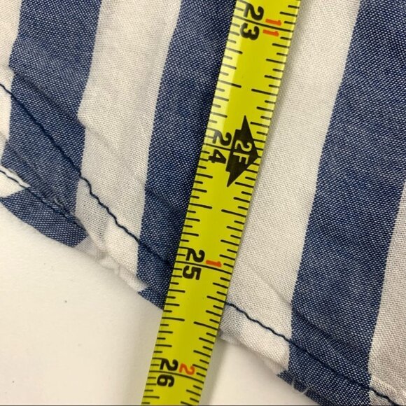 Hollister Cotton Blue Striped Button Up size Medium - Picture 7 of 13